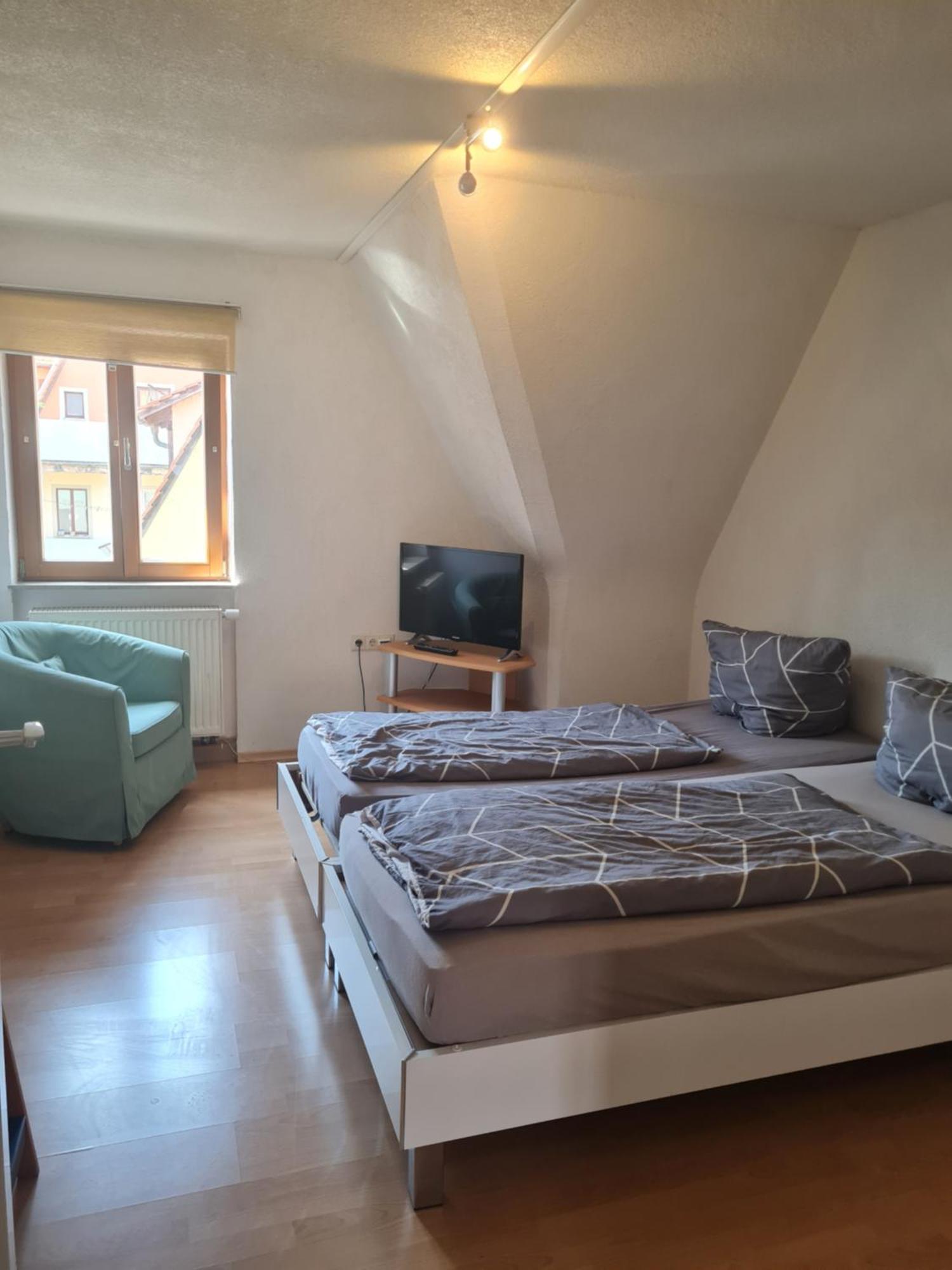Ferienwohnungen Monteurzimmer Zur Silbernen Kanne Rothenburg ob der Tauber Exterior foto